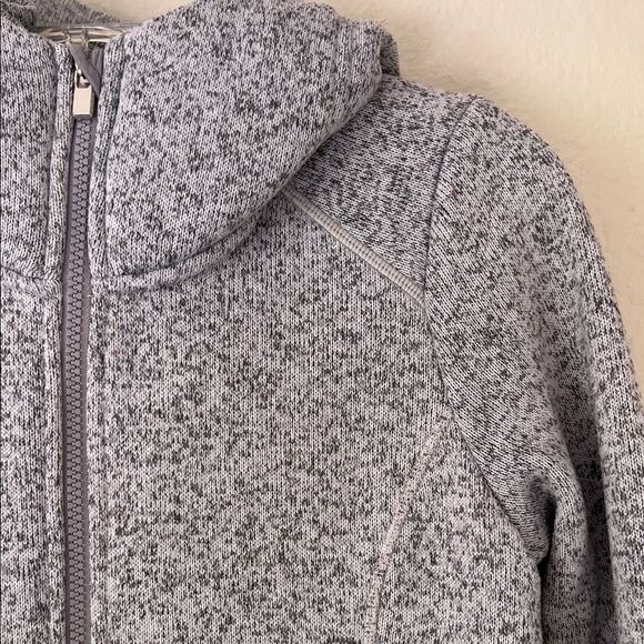 Like New! Athleta Stronger Hooded Jacket Zip-Up Gray Pockets in Size XS - Picture 5 of 14